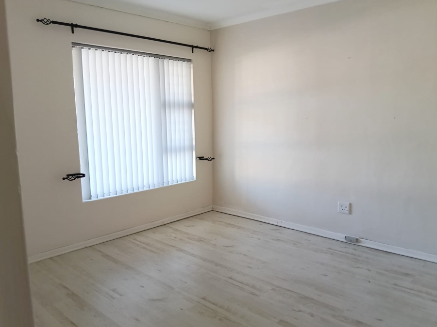To Let 4 Bedroom Property for Rent in Vermont Western Cape
